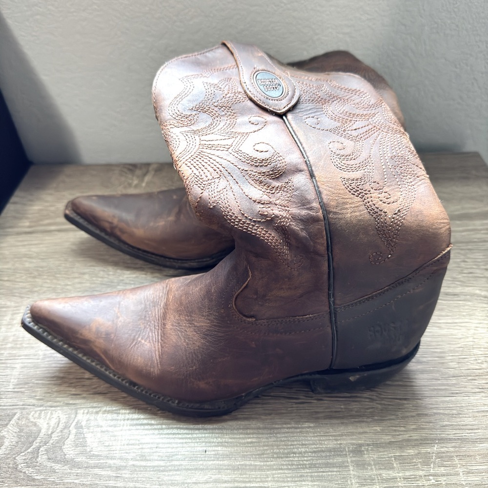 Leather cowgirl boots